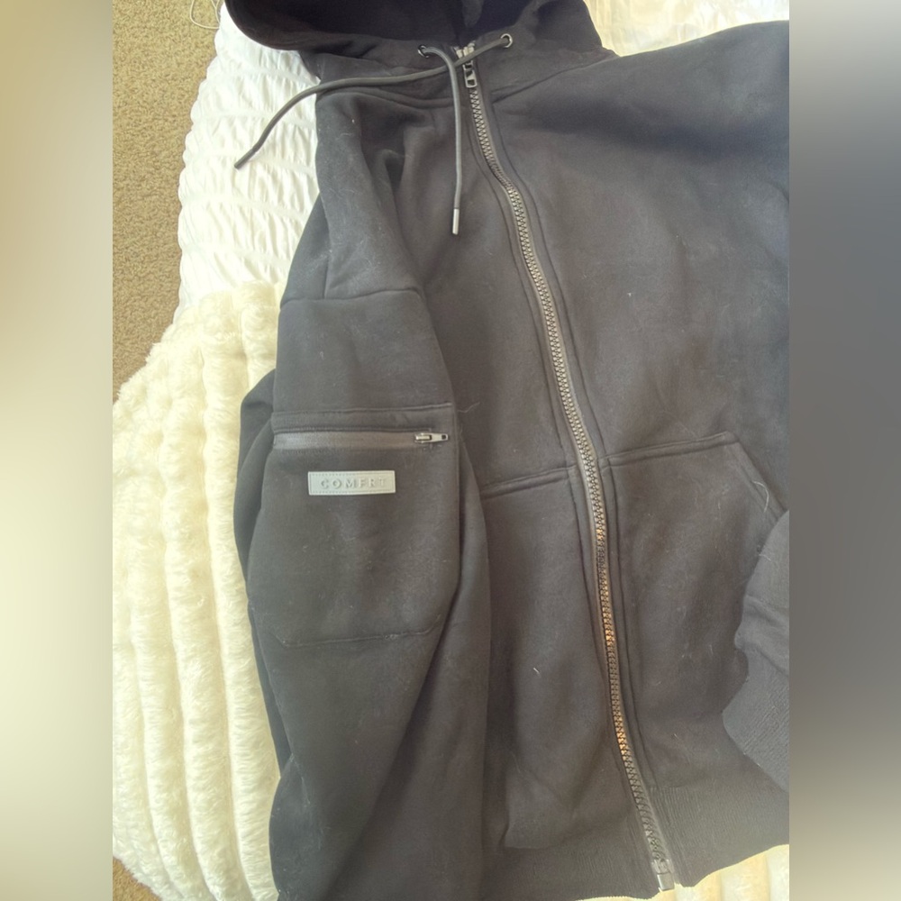 Comfrt Black Full-Zip Hoodie Jacket - Airplane Mode Travel Hoodie - Picture 2 of 5